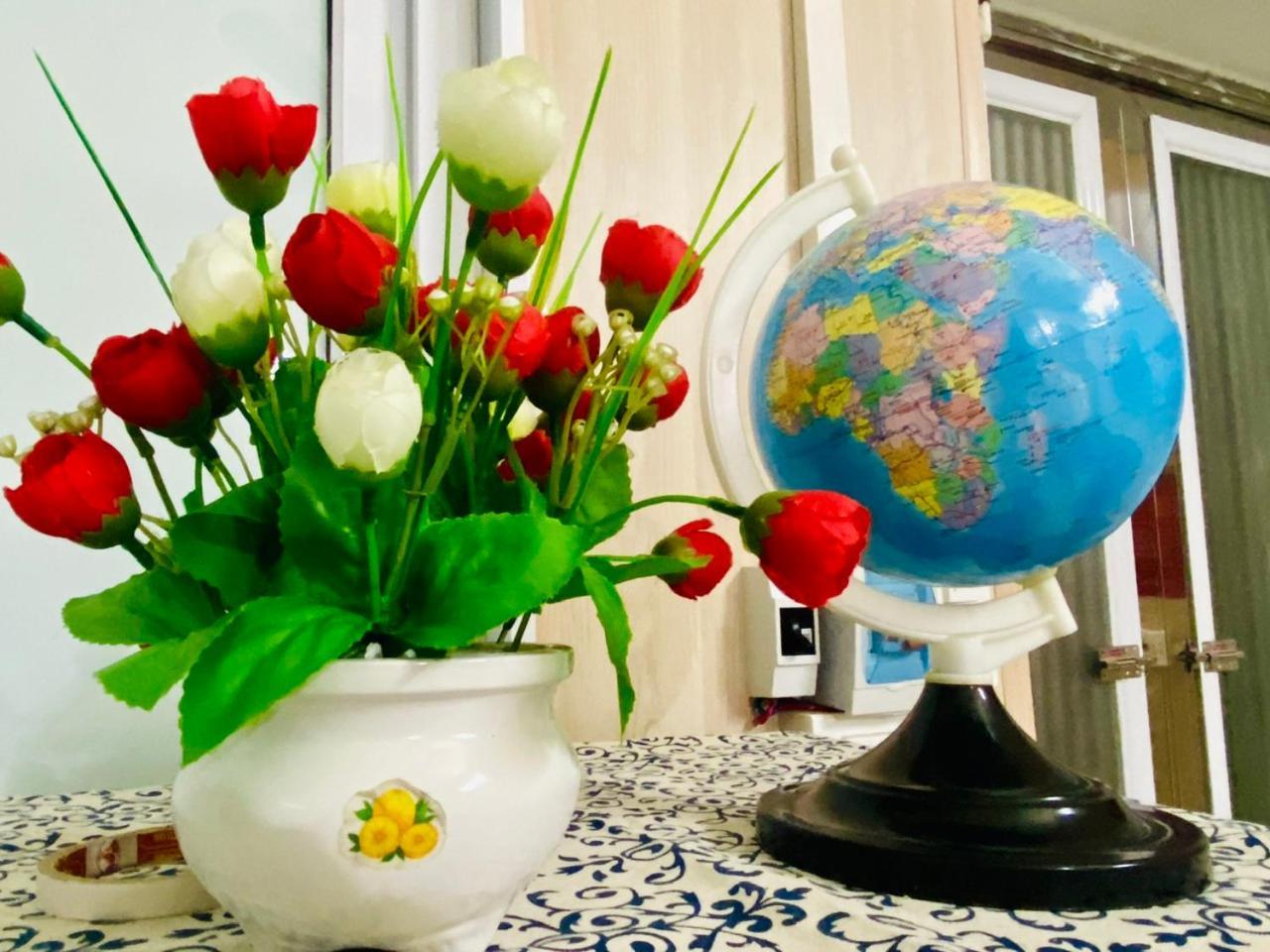 Cozy Homestay With Large Bed, Private Bathroom, Large Balcony Hanoi Luaran gambar
